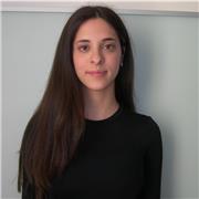 Studentessa universitaria disponibile ad aiutare studenti di scuole elementari, medie e superiori in inglese e tedesco